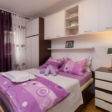 Arca, With Sea View And Free Parking * Podstrana