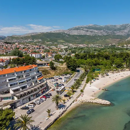 Arca, With Sea View And Free Parking