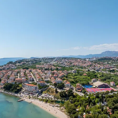 Arca, With Sea View And Free Parking Apartament