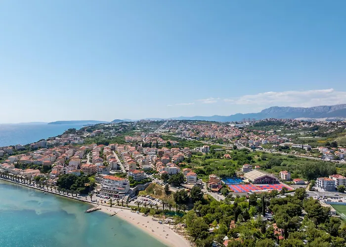 Arca, With Sea View And Free Parking Apartament