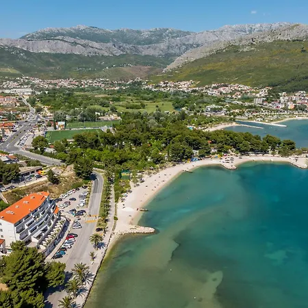 Arca, With Sea View And Free Parking
