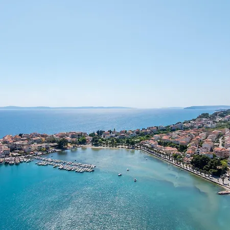 Arca, With Sea View And Free Parking Διαμέρισμα